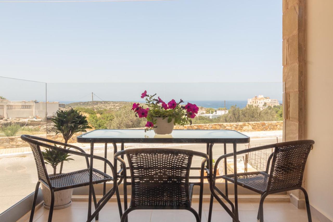 Cretan Fleur Apartments 埃拉福尼西岛 外观 照片